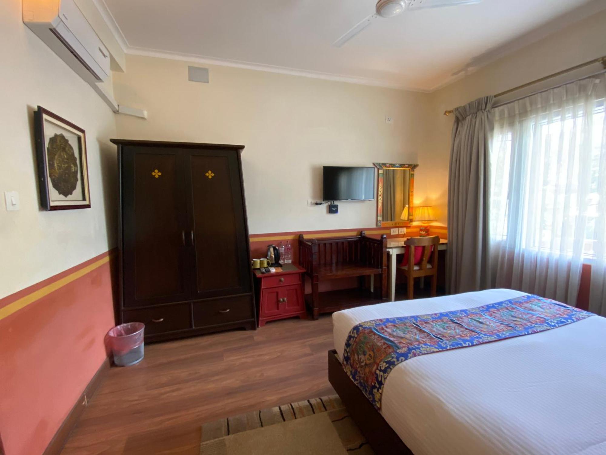 Three Jewels Boutique Hotel Pokhara Eksteriør bilde