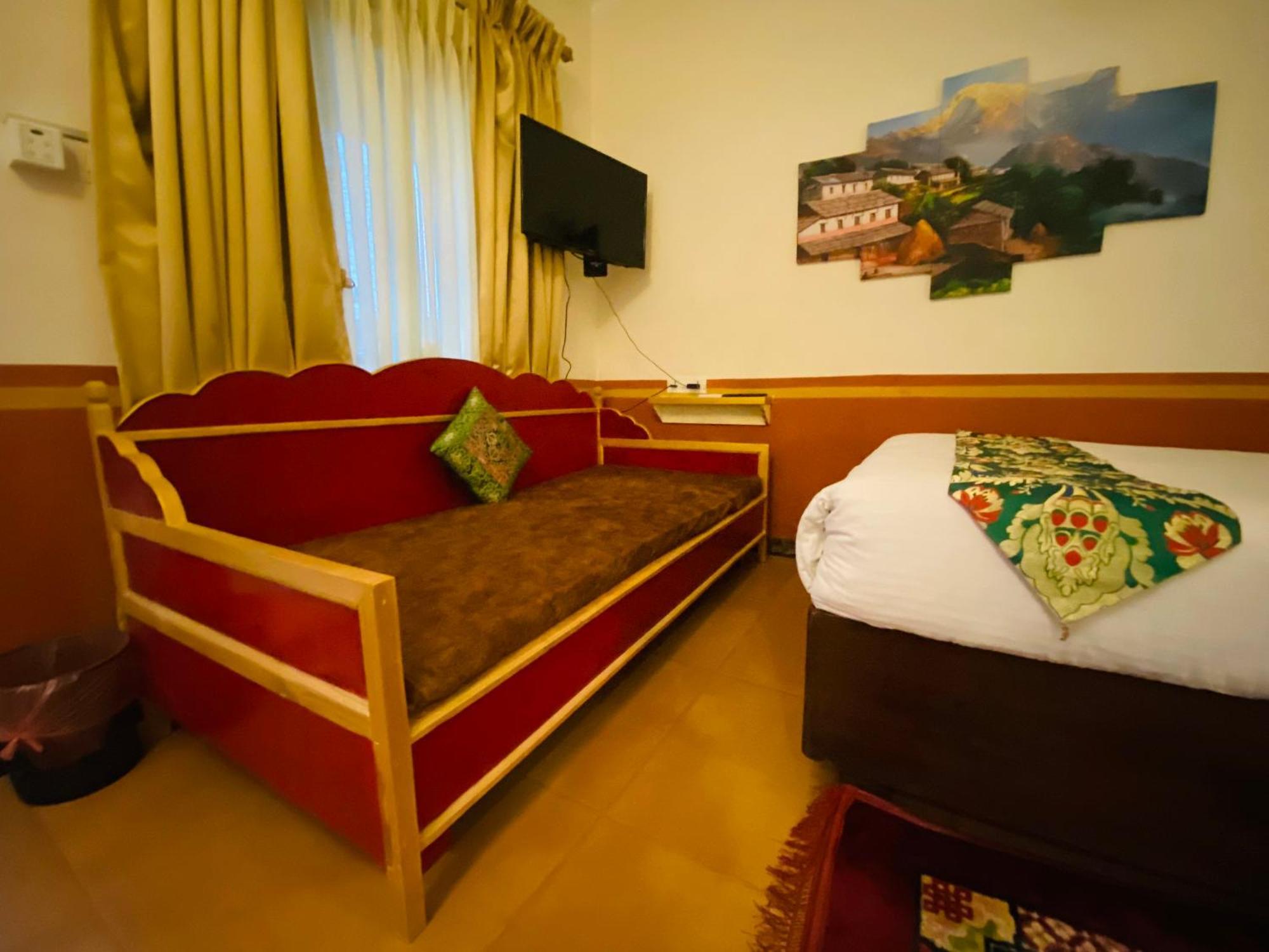 Three Jewels Boutique Hotel Pokhara Eksteriør bilde