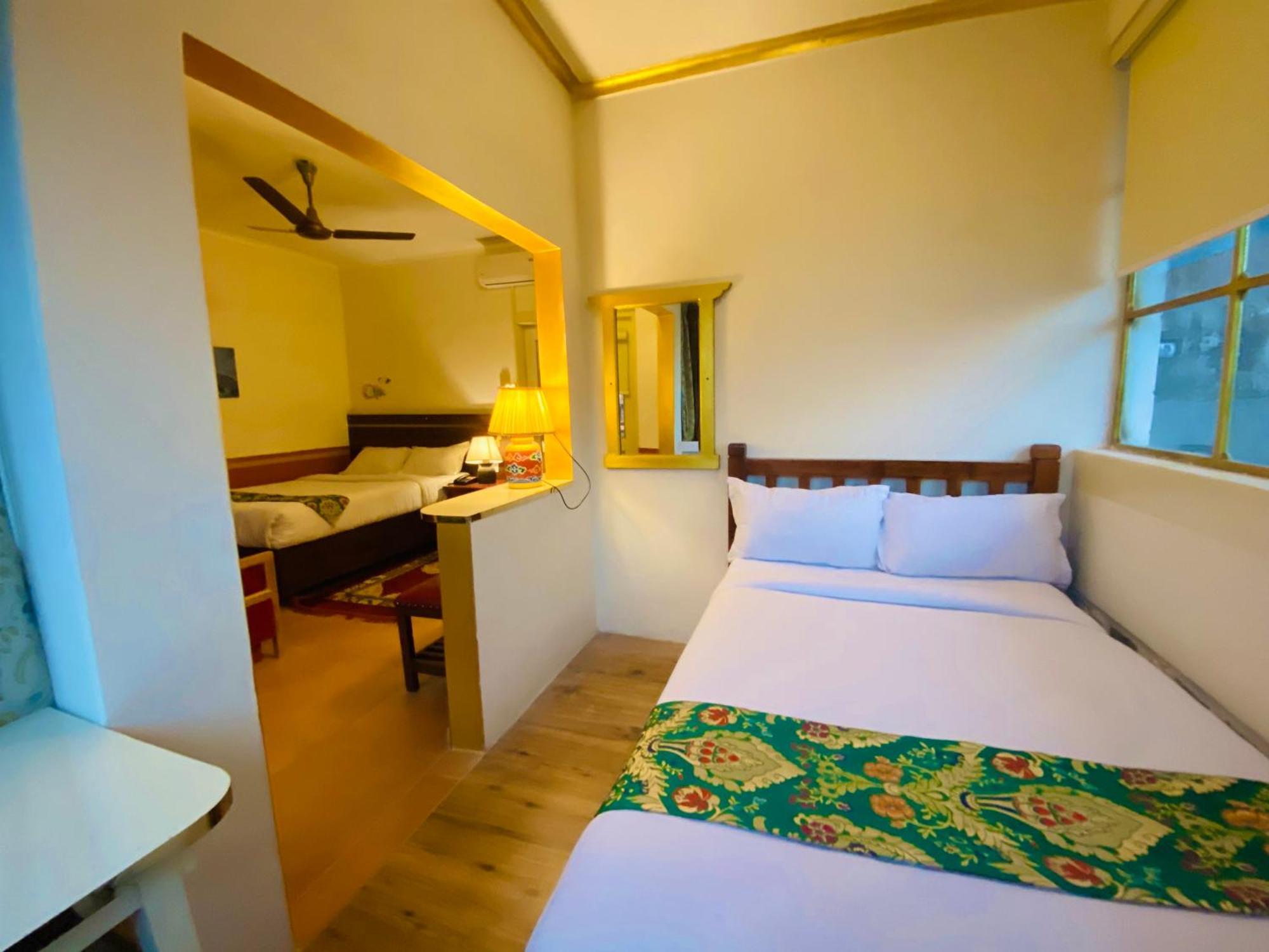 Three Jewels Boutique Hotel Pokhara Eksteriør bilde