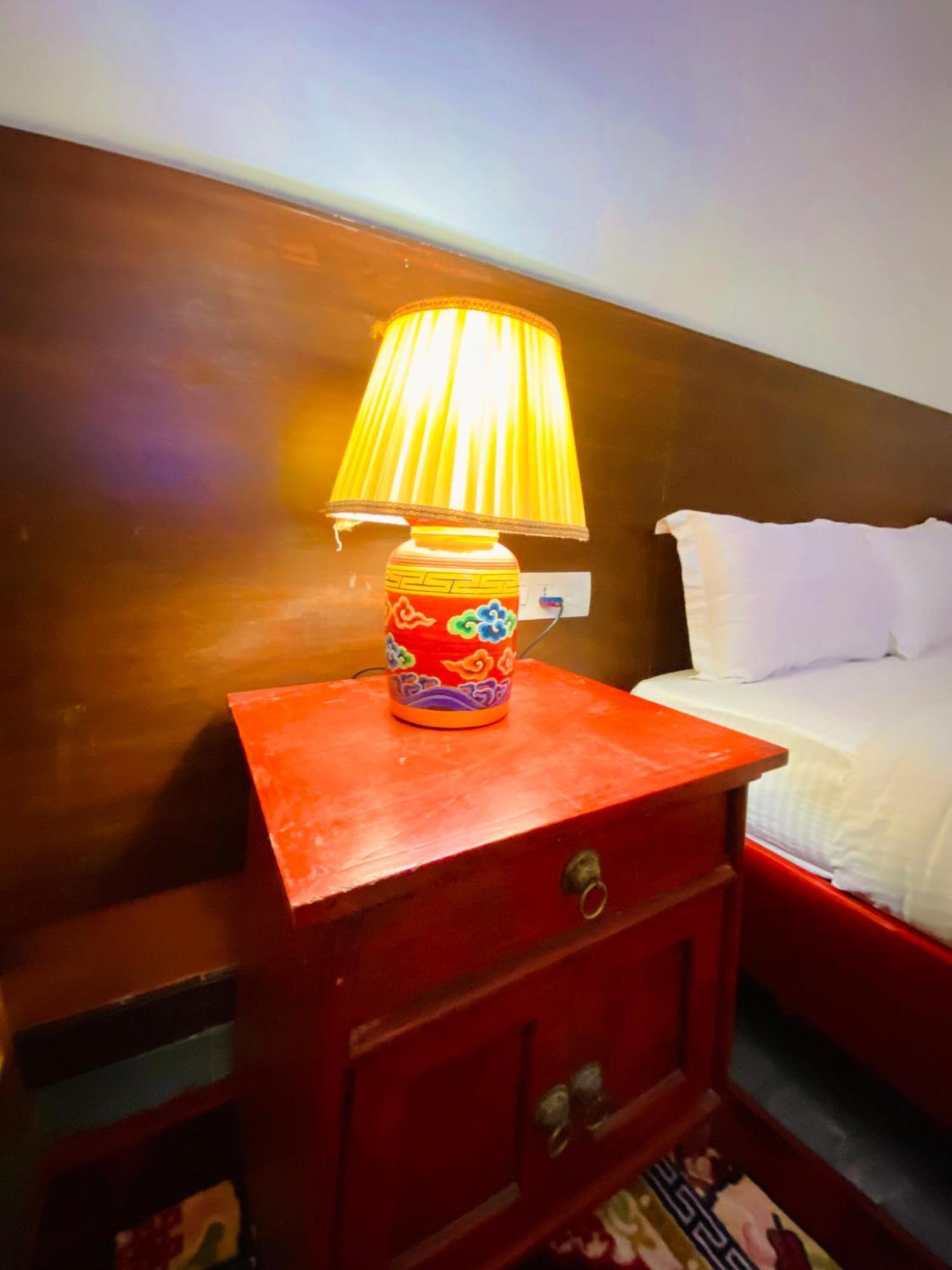 Three Jewels Boutique Hotel Pokhara Eksteriør bilde