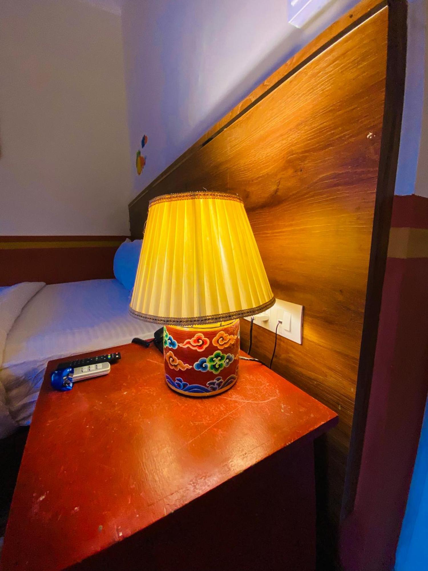 Three Jewels Boutique Hotel Pokhara Eksteriør bilde