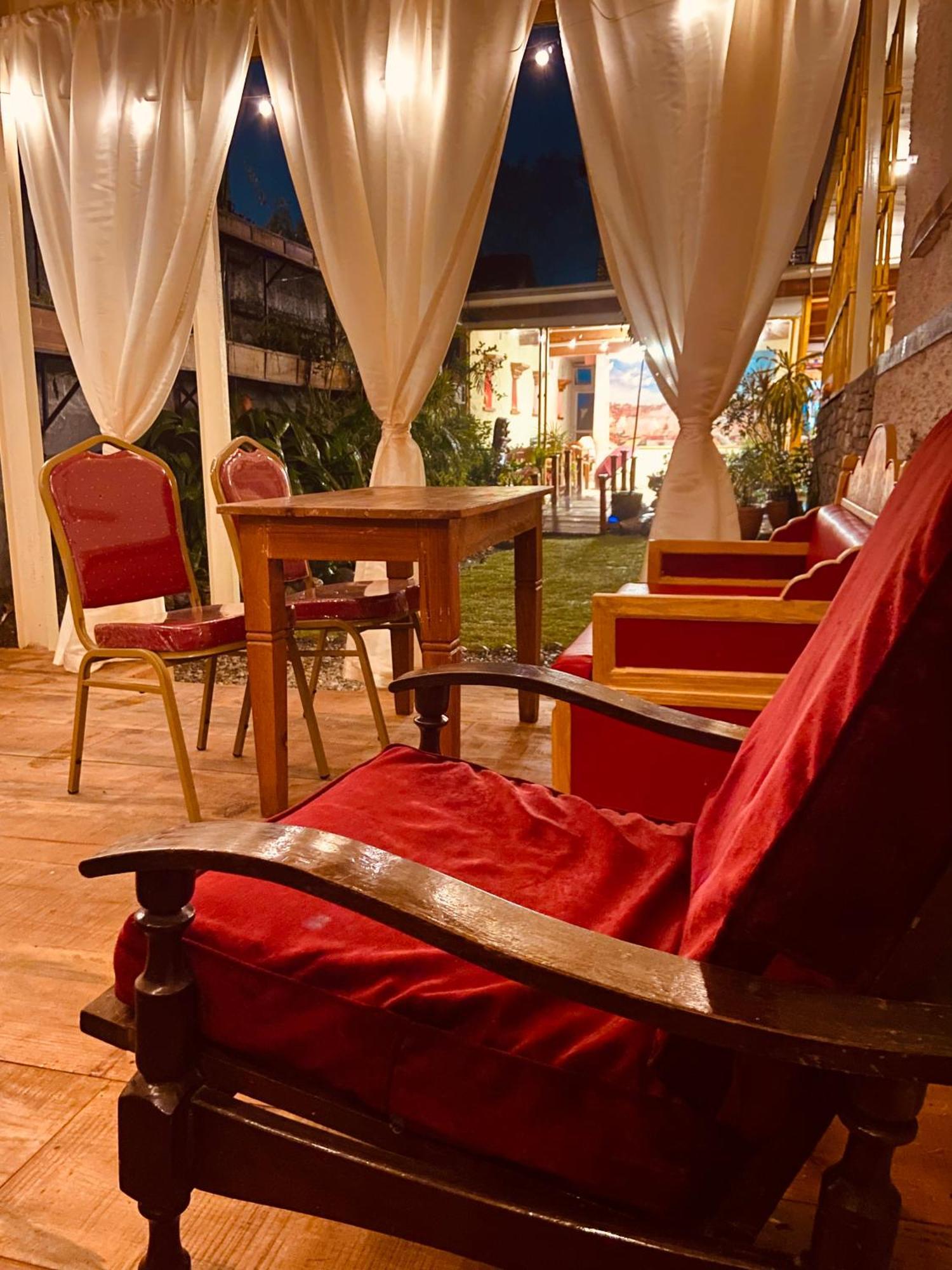 Three Jewels Boutique Hotel Pokhara Eksteriør bilde