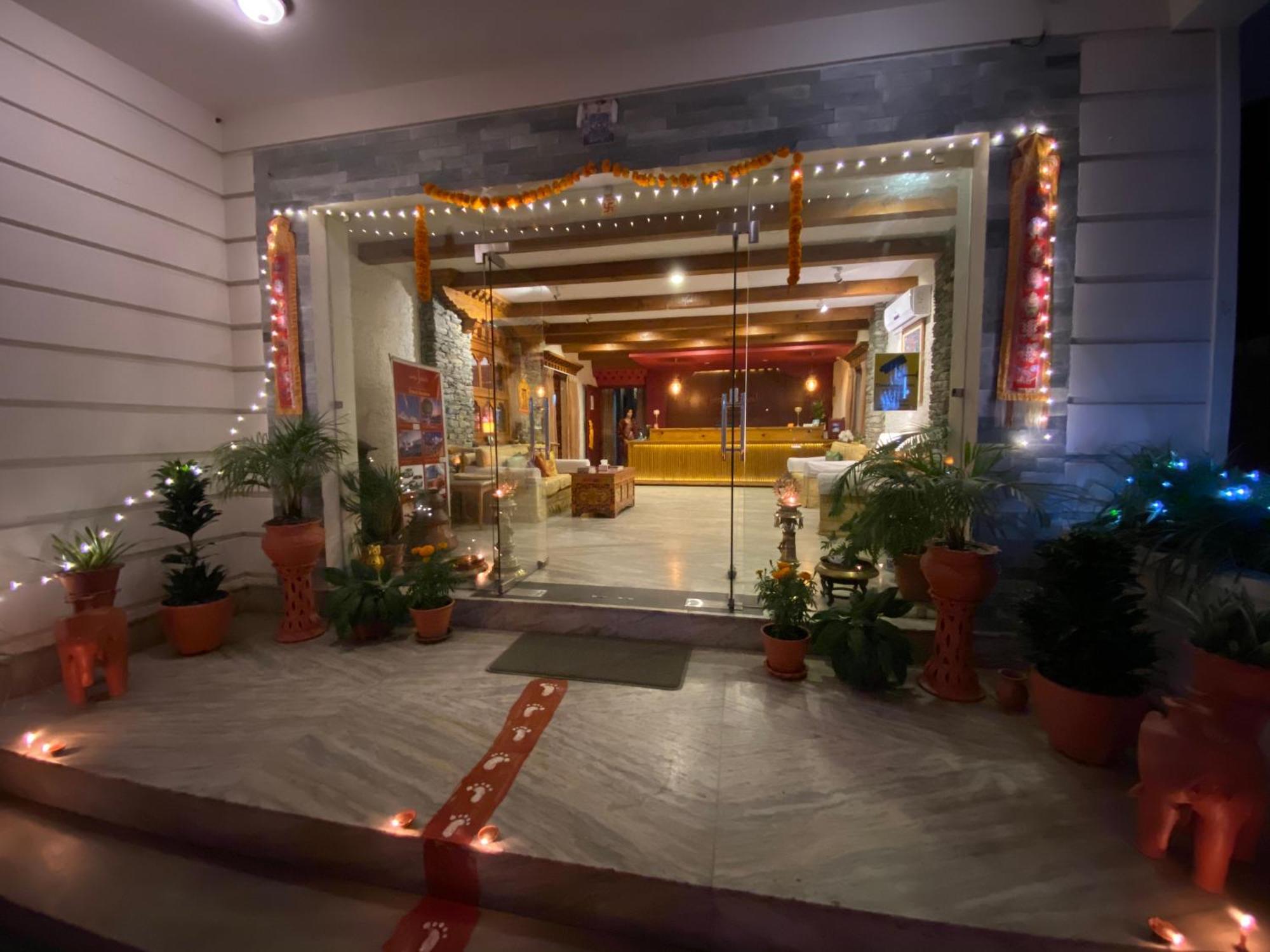 Three Jewels Boutique Hotel Pokhara Eksteriør bilde